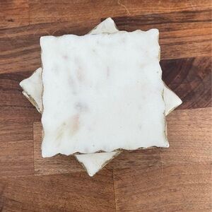 MARBLE Elegant White and Gold Coasters